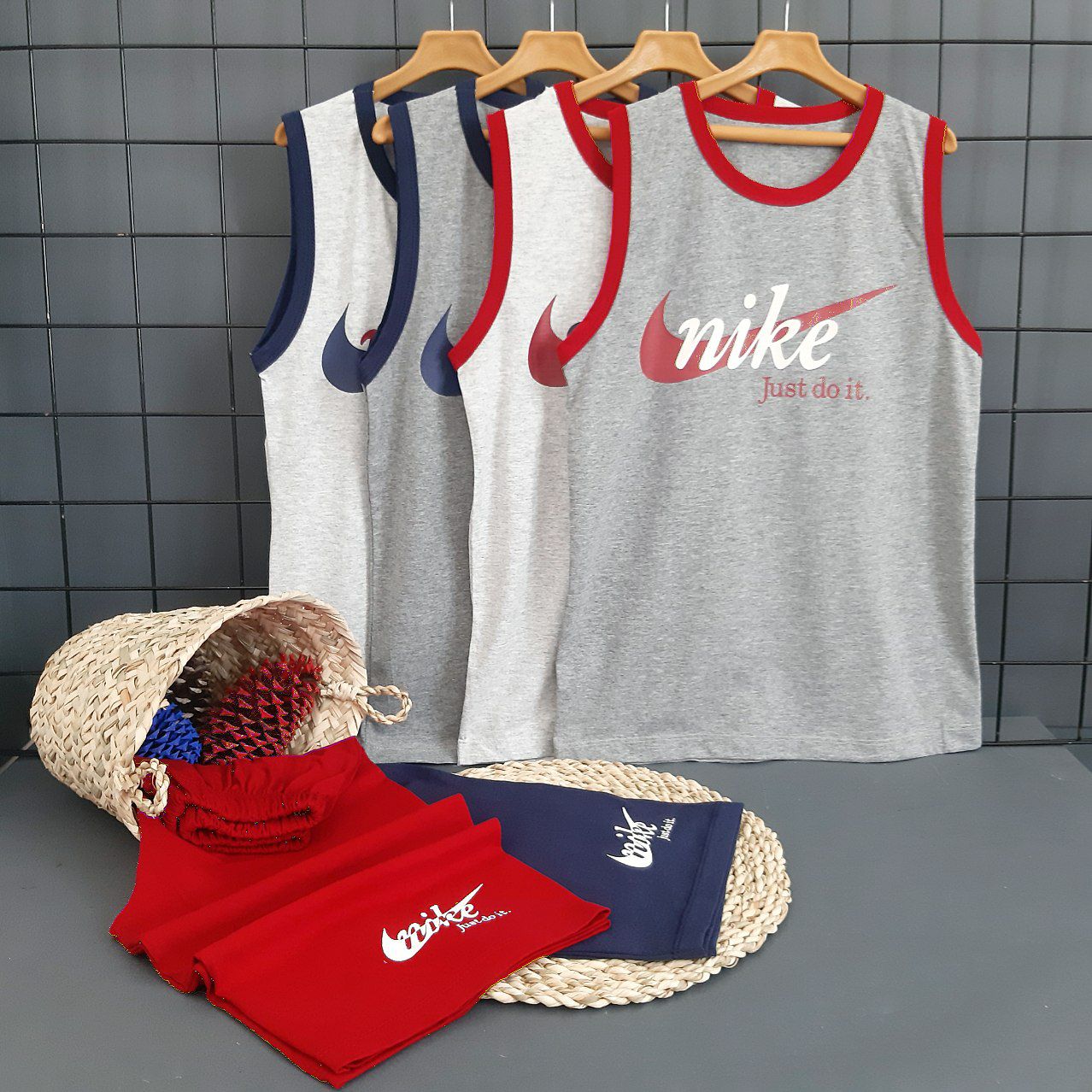 عکس ست تاپی طوسی Nike - شماره 1