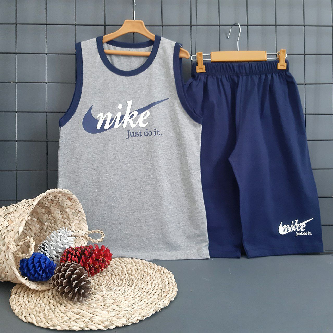 عکس ست تاپی طوسی Nike - شماره 2