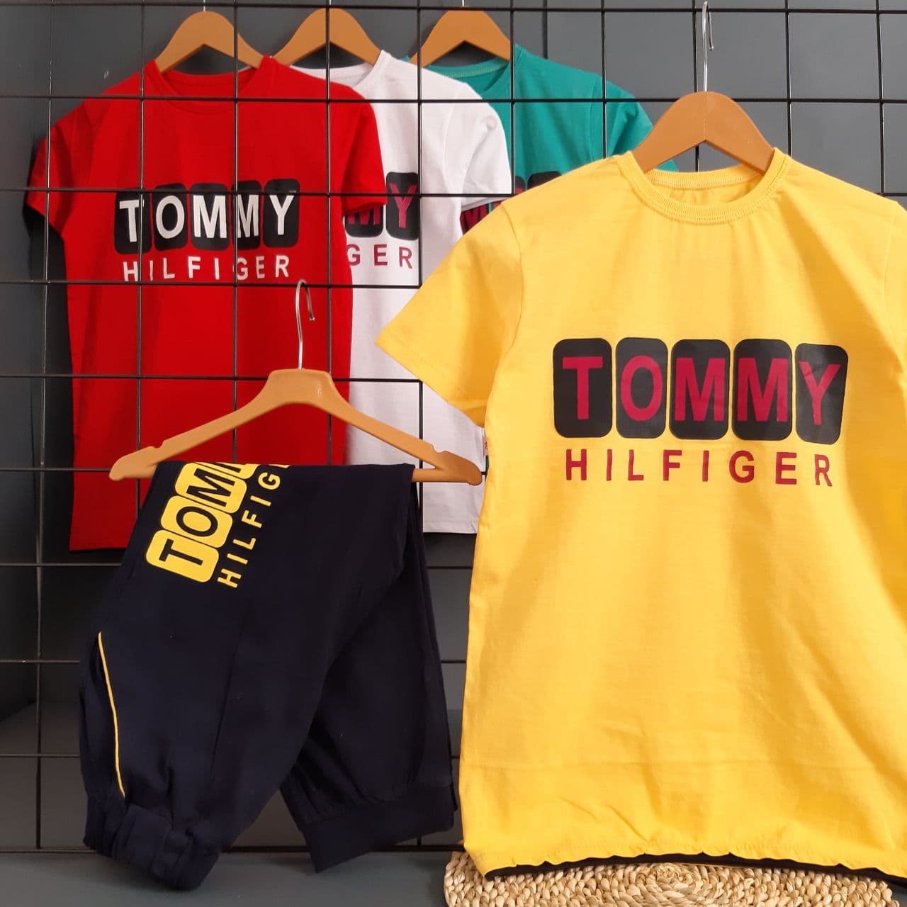 عکس ست TOMMY سایز بزرگ - شماره 1