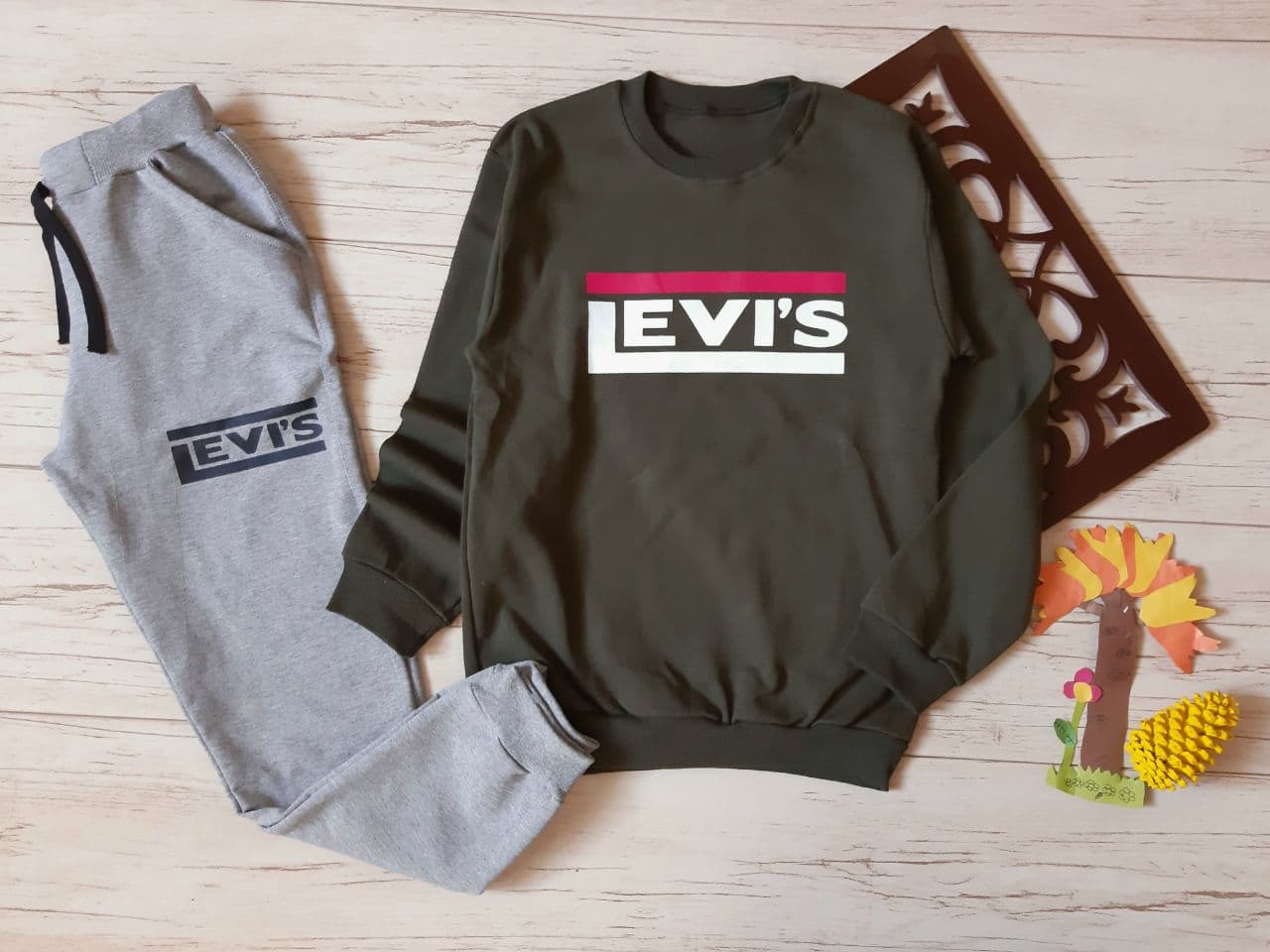 عکس ست بلوز شلوار LEVIS - شماره 4