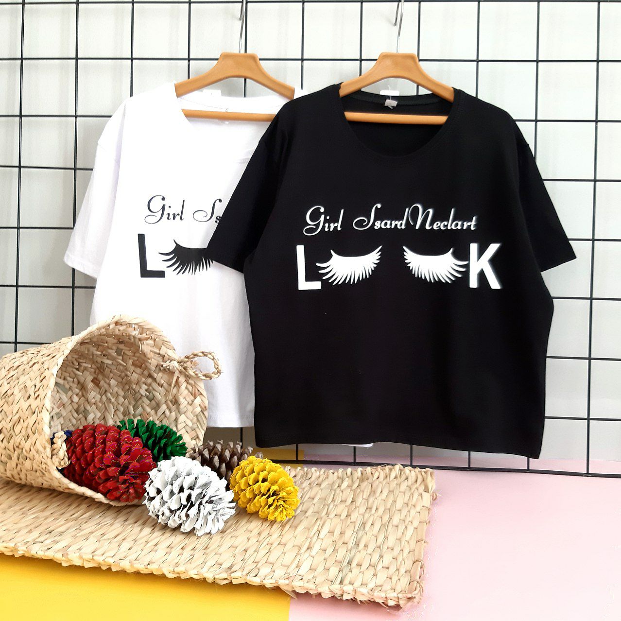عکس نیم تنه کراپ LOOK - شماره 2