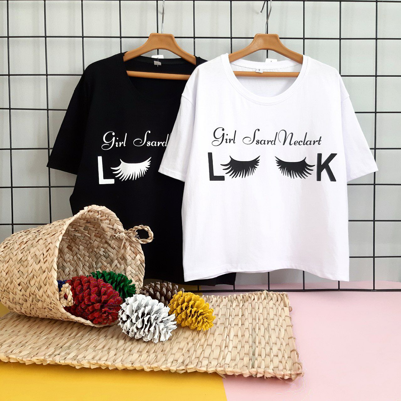 عکس نیم تنه کراپ LOOK - شماره 1
