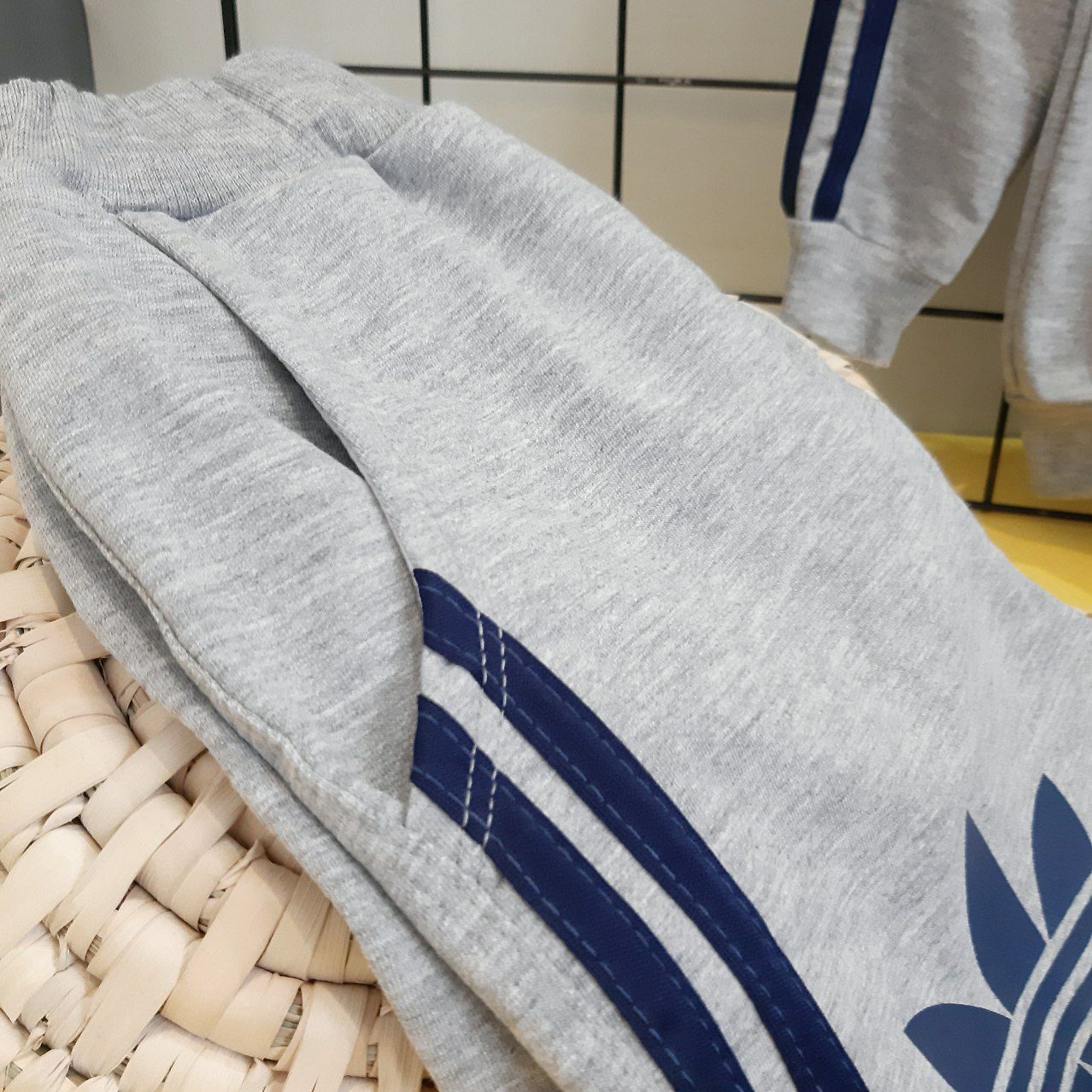 عکس ست Adidas نوار سرمه ای - شماره 5