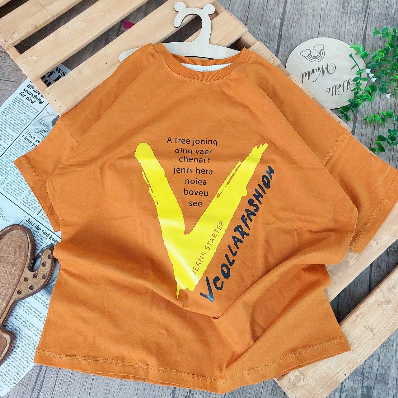 عکس تیشرت تک V - شماره 2